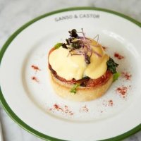 Huevos Florentinos